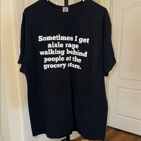 Gildan Tops - Funny graphic - Size L